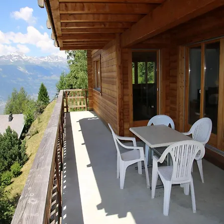 In With Mountain View Chalet