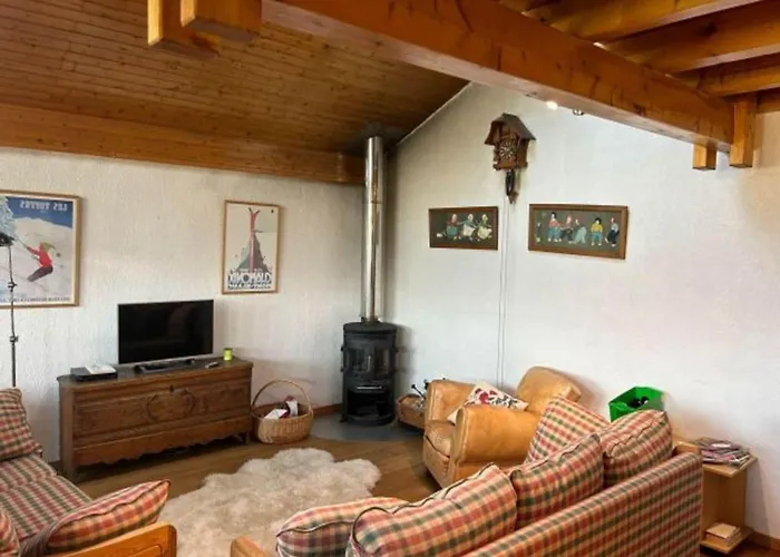 Chalet In With Mountain View *