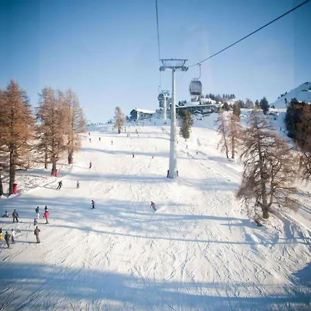 Chalet In With Mountain View Veysonnaz